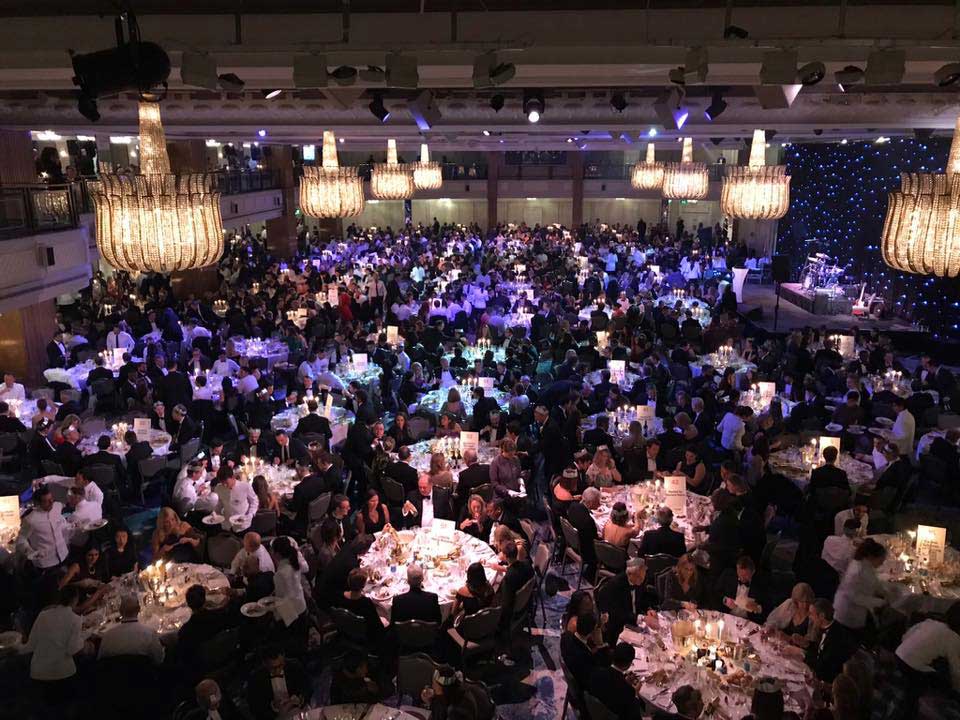 London Toastmaster at Grosvenor House Corporate Dinner 2017 03 : Same view from balcony - Tables filled