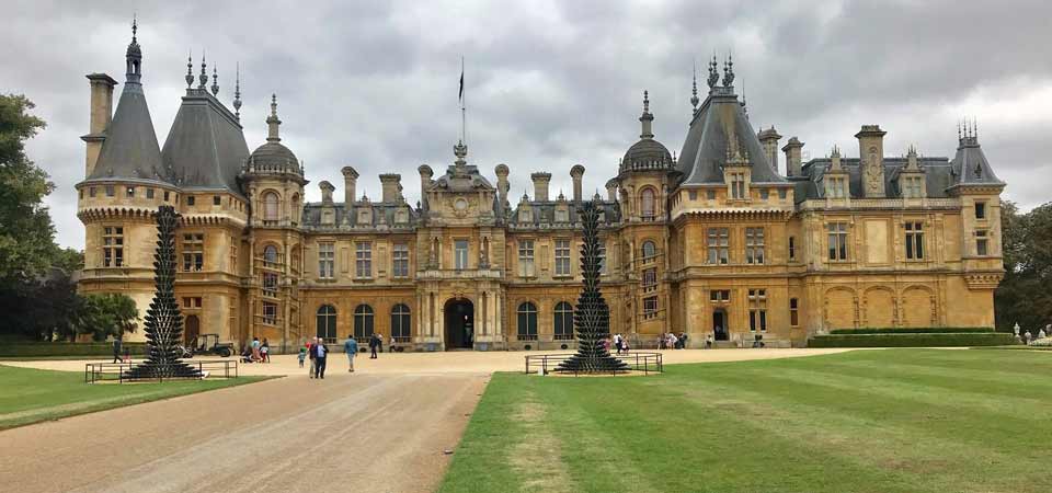 Wedding Master of Ceremonies and Toastmaster hired for Asian Wedding at Waddesdon Manor 2018 01